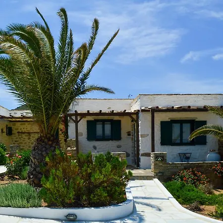 Peristeri Agios Georgios (Antiparos)
