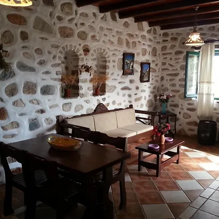 Peristeri Apartment *